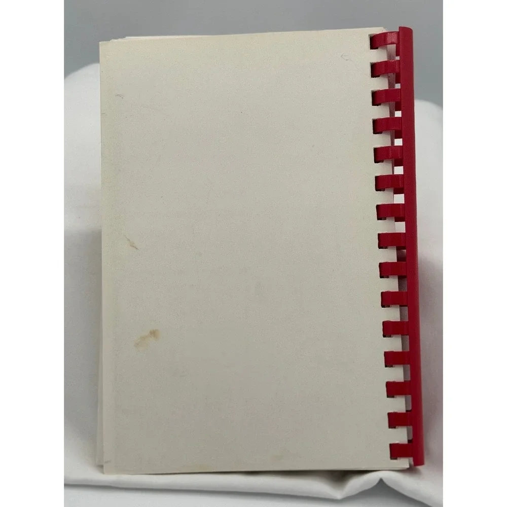 St. George Church Hartford SD Vintage Read of Life Cookbook - 1996